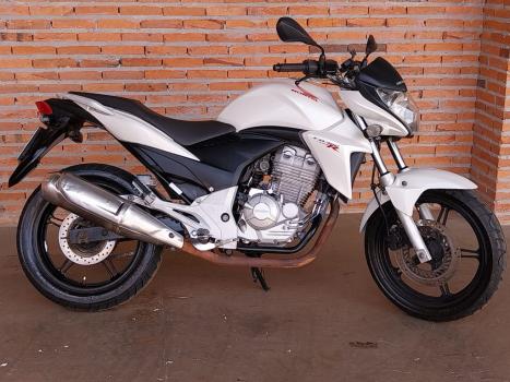 HONDA CB 300 R FLEX ABS, Foto 2