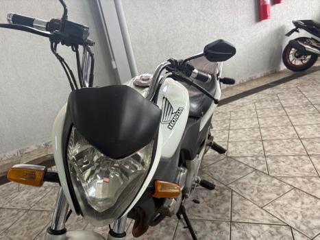 HONDA CB 300 R STD, Foto 2