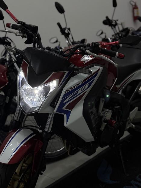 HONDA CB 650 F ABS, Foto 7