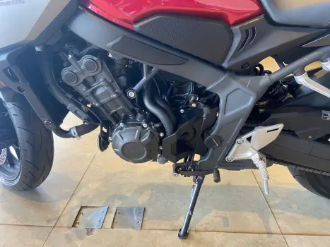 HONDA CB 650 R ABS, Foto 8