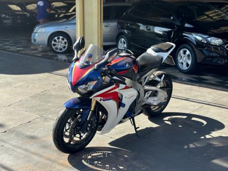 HONDA CBR 1000 F, Foto 3