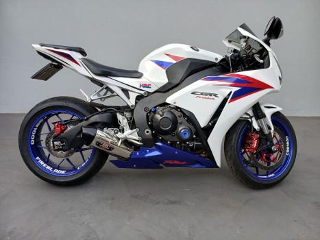 HONDA CBR 1000 RR FIRE BLADE, Foto 4