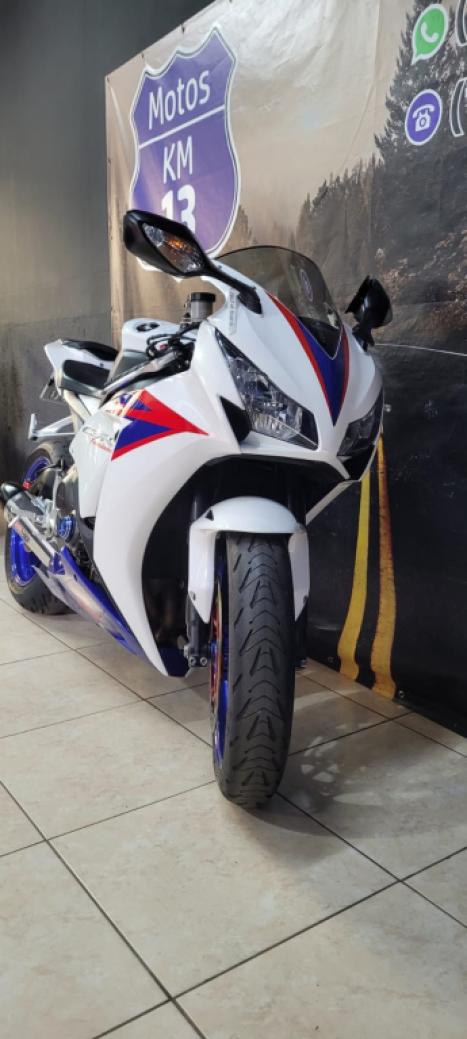 HONDA CBR 1000 RR FIRE BLADE, Foto 2