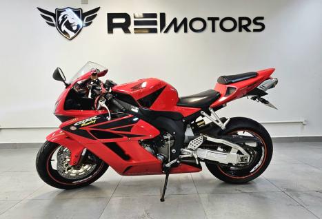 HONDA CBR 1000 RR FIRE BLADE, Foto 2