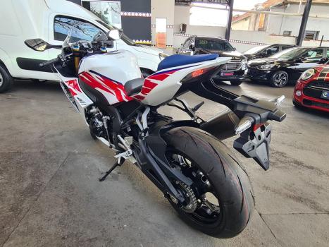 HONDA CBR 1000 RR FIRE BLADE, Foto 3
