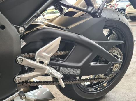 HONDA CBR 1000 RR FIRE BLADE, Foto 10