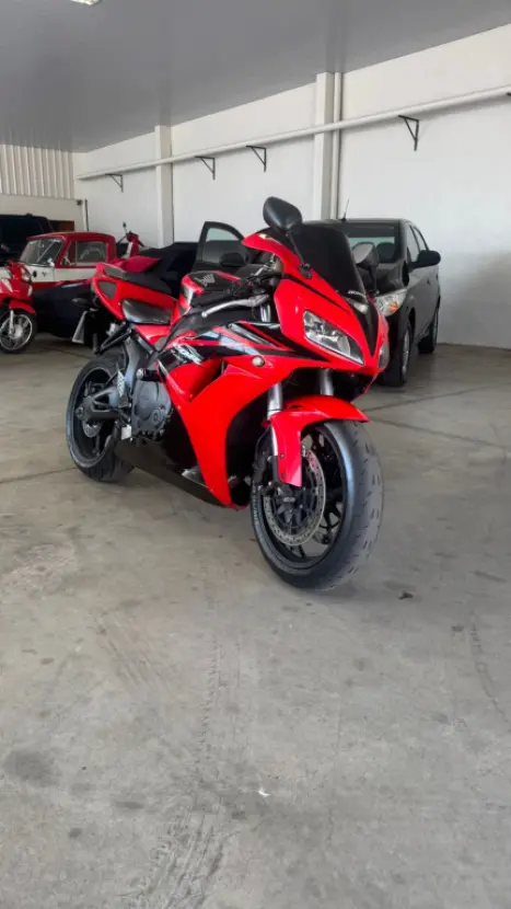 HONDA CBR 1000 RR FIRE BLADE, Foto 3