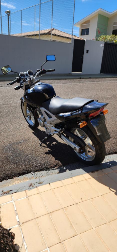 HONDA CBX Twister 250 , Foto 3