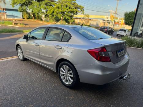 HONDA Civic 1.8 16V 4P FLEX LXS AUTOMTICO, Foto 4