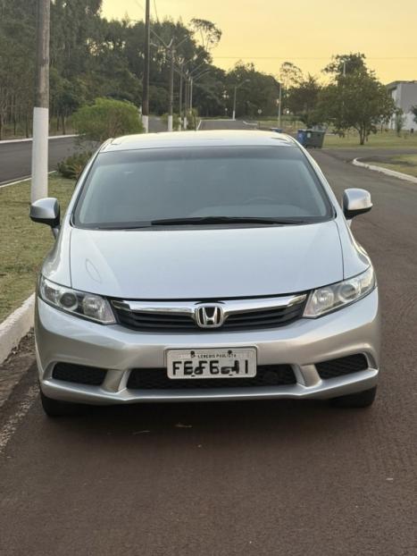 HONDA Civic 1.8 16V 4P FLEX LXS, Foto 2