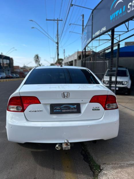 HONDA Civic 1.8 16V 4P FLEX LXS, Foto 6