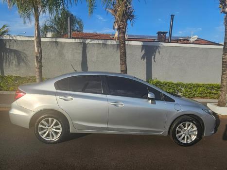 HONDA Civic 1.8 16V 4P FLEX LXS AUTOMTICO, Foto 5