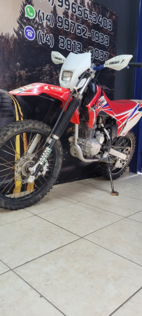 HONDA CRF 230 F, Foto 3