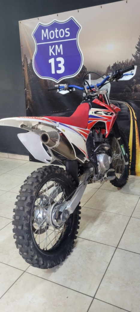 HONDA CRF 230 F, Foto 6