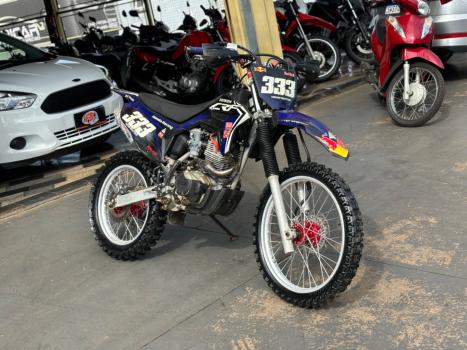 HONDA CRF 230 F, Foto 1