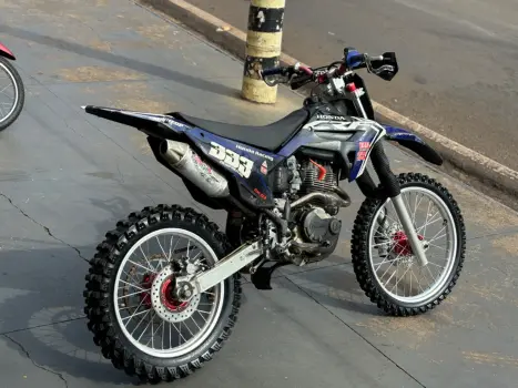 HONDA CRF 230 F, Foto 4