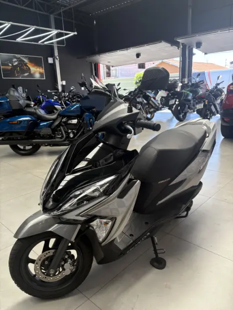 HONDA Elite 125 , Foto 3