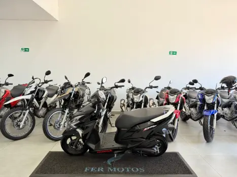 HONDA Elite 125 , Foto 2