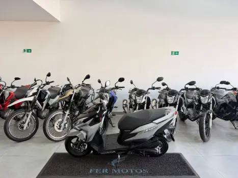 HONDA Elite 125 , Foto 4