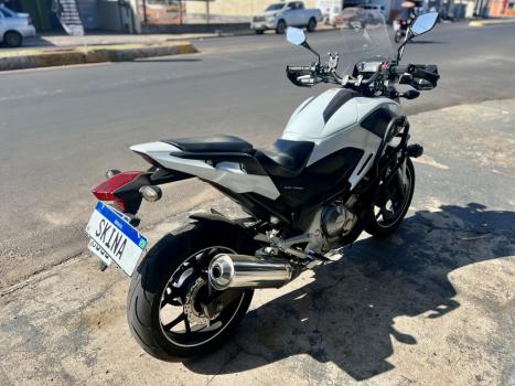 HONDA NC 700 X , Foto 2