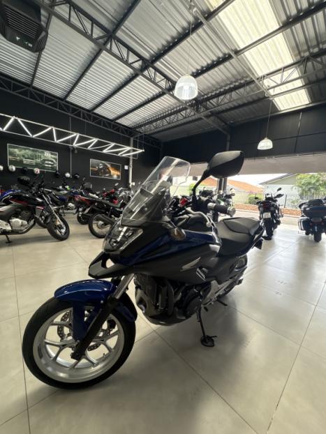 HONDA NC 750 X ABS, Foto 4