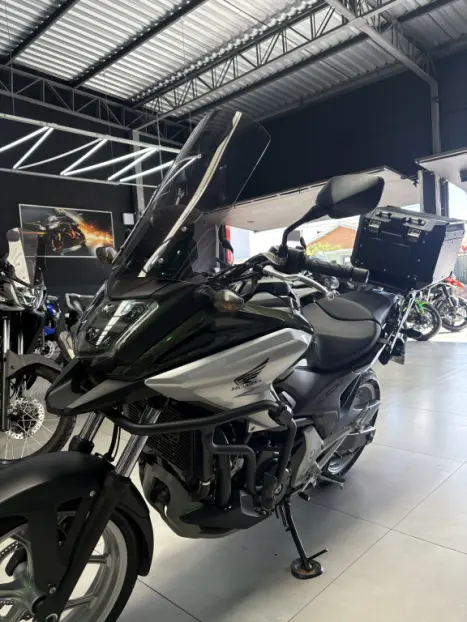 HONDA NC 750 X ABS, Foto 7
