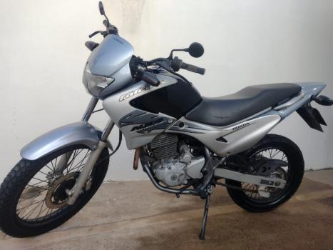 HONDA NX Falcon 400, Foto 1