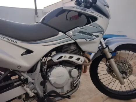 HONDA NX Falcon 400, Foto 5