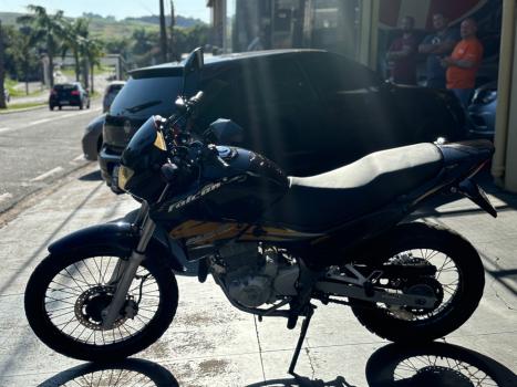 HONDA NX Falcon 400, Foto 4