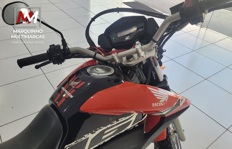 HONDA NXR Bros 160 ESDD, Foto 2