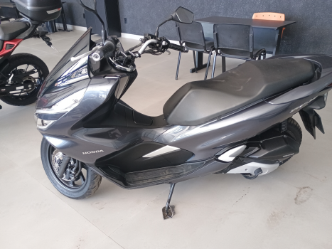 HONDA PCX 150 DLX, Foto 3