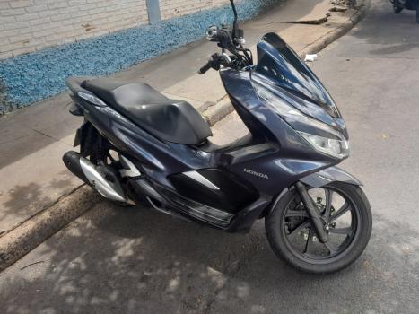 HONDA PCX 150 DLX, Foto 2