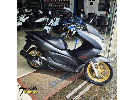 HONDA PCX 150 DLX, Foto 2