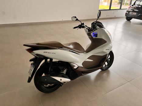 HONDA PCX 150 DLX, Foto 3