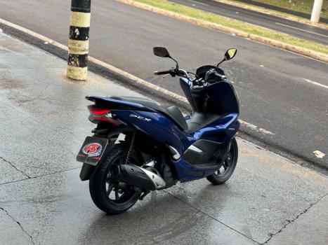 HONDA PCX 150 DLX, Foto 3