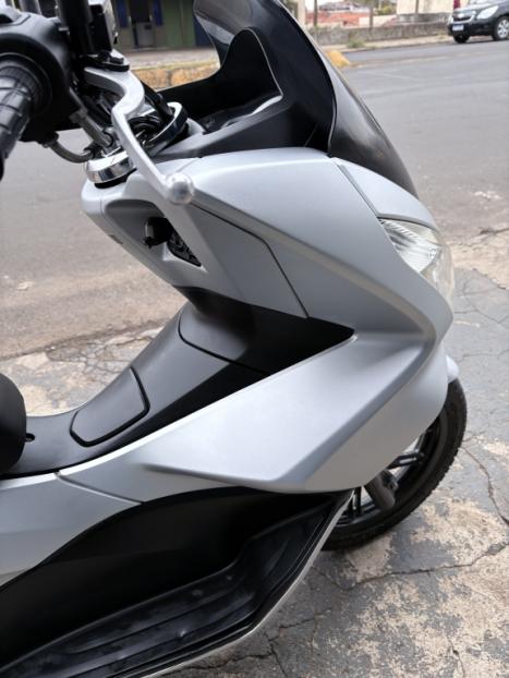 HONDA PCX 150 DLX, Foto 9