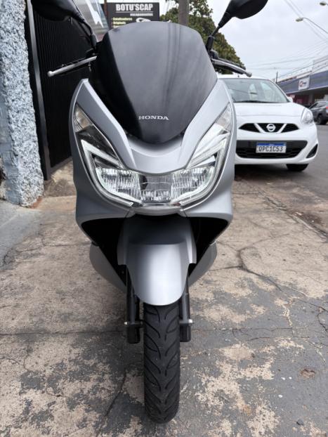 HONDA PCX 150 DLX, Foto 4