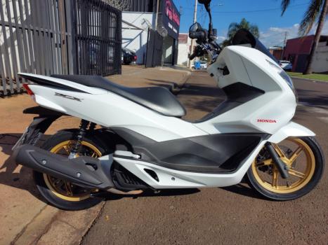 HONDA PCX 150 DLX, Foto 2