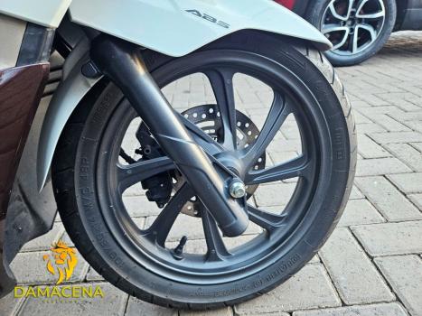 HONDA PCX 150 DLX, Foto 3