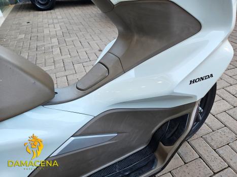 HONDA PCX 150 DLX, Foto 4