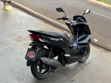 HONDA PCX 150 DLX, Foto 3