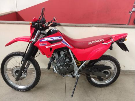 HONDA XR Tornado 250 , Foto 6