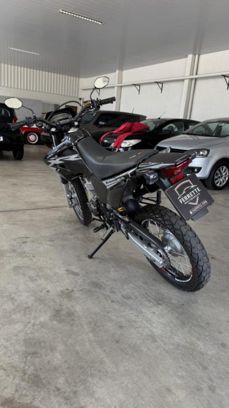HONDA XR Tornado 250 , Foto 3