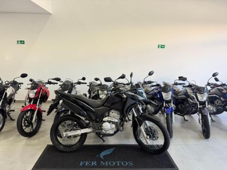 HONDA XRE 300 ABS, Foto 1