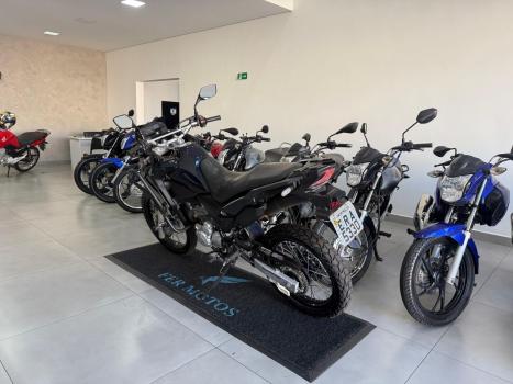 HONDA XRE 300 ABS, Foto 2