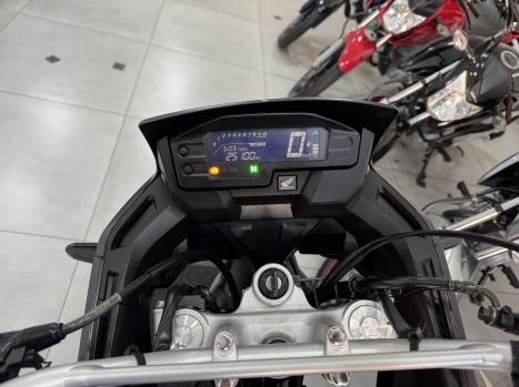 HONDA XRE 300 ADVENTURE, Foto 8