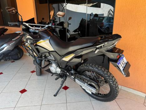 HONDA XRE 300 ADVENTURE, Foto 4