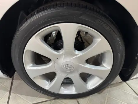 HYUNDAI Elantra 1.8 16V 4P GLS AUTOMTICO, Foto 13