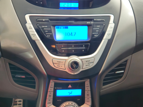 HYUNDAI Elantra 2.0 16V 4P GLS AUTOMTICO, Foto 11