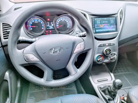 HYUNDAI HB 20 Hatch 1.6 16V 4P COMFORT STYLE FLEX, Foto 3